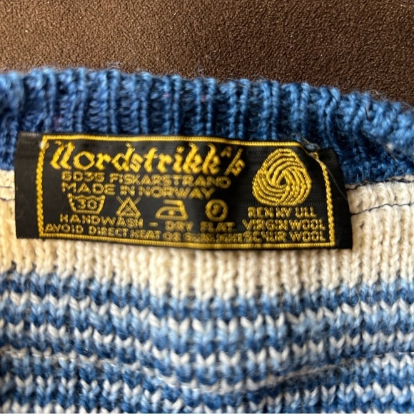 Nordstrikk Norwegian Penny Hill Virgin Wool clasp cardigan medium fair isle - Picture 3 of 9